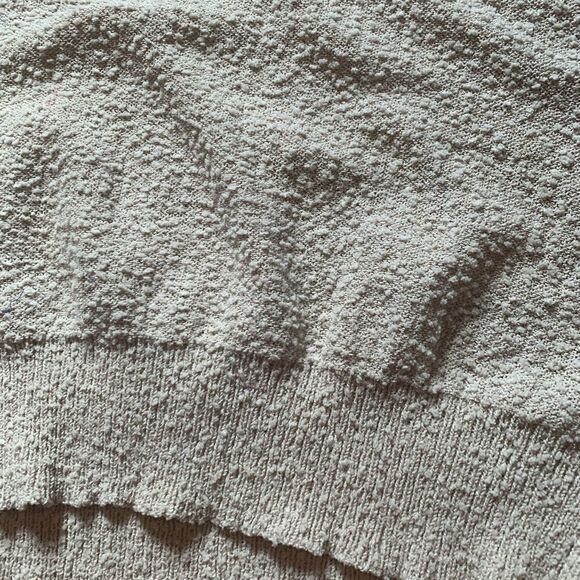New E & M cream popcorn sweater - Picture 4 of 7